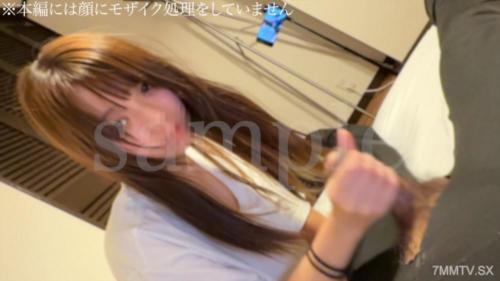 fc2-ppv 4751641 在暑假中拍攝了一位像偶像般容貌的女孩進行「素顏拍攝」。