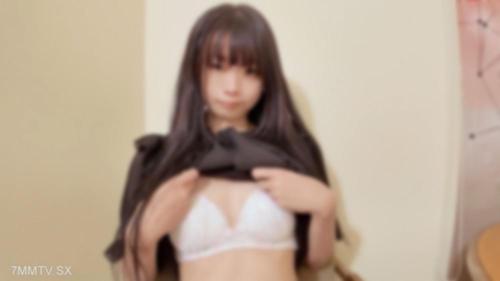 fc2-ppv 4761757 【10/7迄990pt】【初撮】19歲美容系專門。小柄敏感身材，在鏡頭前感到羞恥的同時，也感受到快感而痙攣不已。在貫穿mi穴的陰道深處大量射精。| FC2內容市場