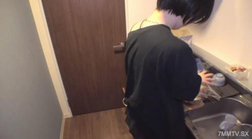 fc2-ppv 4842726 【對不起，男朋友】今天我去他家玩，他正為男朋友做便當，我覺得干擾他覺得想做愛，於是就當場發生了。| FC2電子市場