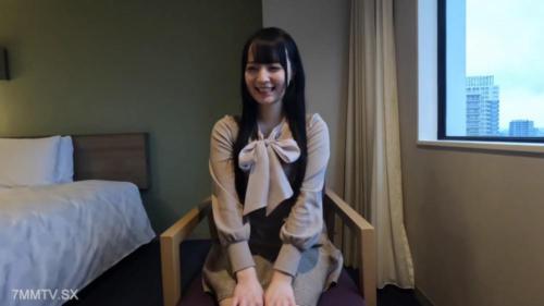fc2-ppv 4900698 【無修正】おじさんに何度も絶頂させられて本気汁もでちゃう美巨乳くるみちゃんにガチ生中出し♡ | FC2電子市場
