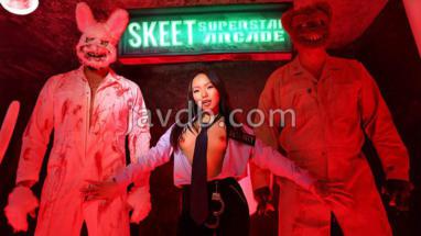 ExxxtraSmall.23.10.21 Five Fucks At Skeet’s