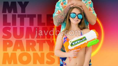 ExxxtraSmall.23.04.20 Little Summer Party Monster