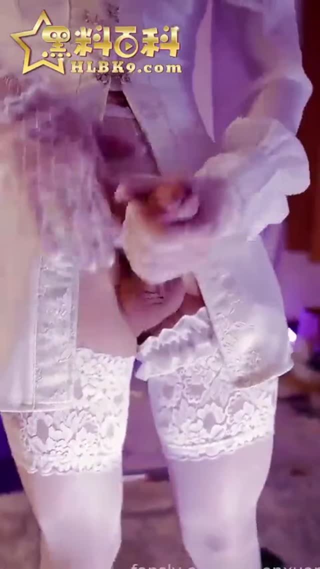 OF男娘博主jinwanxuan自慰合集来袭 各种蹂躏手法层出不穷 还有炮机前后夹击