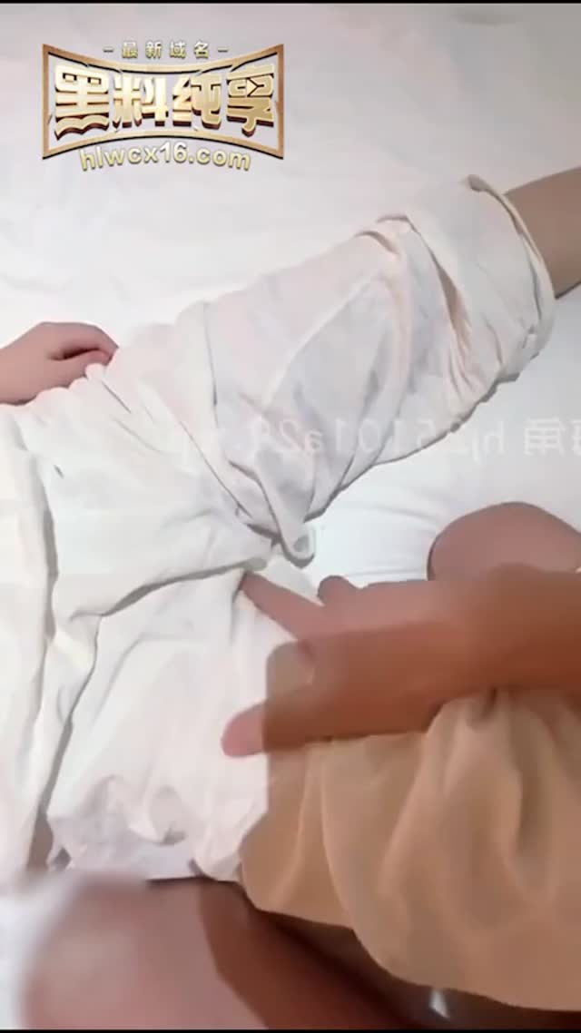 绝对真实事件记录 侄女突然让我赶到学校找她 两人深聊到清晨五点她彻底放松的模样太绝了