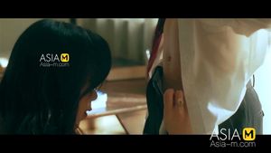 ModelMedia亚洲-女巫索求精液-夏青子-MDSR-0001-EP1-最佳原创亚洲色情视频