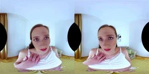 Stacy Cruz 虚拟现实面部爆浆