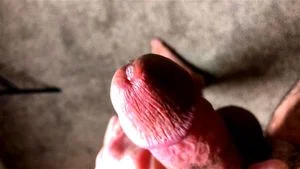 我的鸡巴和屁股暴露
