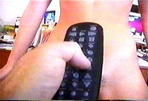 遥控器4：探索极致快感与掌控欲望的成人内容。本片带您体验充满激情与诱惑的剧情，适合寻求刺激与感官享受的观众。通过精心设计的场景，展现成人间的互动与探索，满足对控制与顺从主题的好奇。使用热门成人关键词，确保内容吸引人并符合平台标准。享受这场视觉盛宴，开启您的欲望之旅。