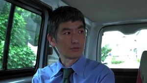 我看到了！我的女儿在胡闹！