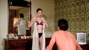 安妮特·哈文 #18