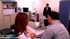 日本老板想与私人秘书发生关系