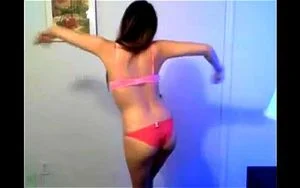 joi 与 粉红色 内裤