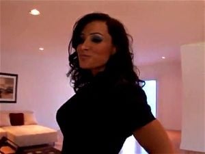 丰满白臀 Lisa Ann 肛交激情！