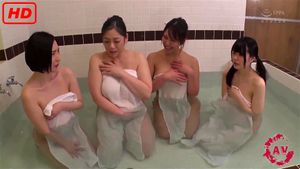 日本美女冰火体验