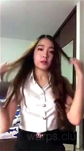 纱由里
