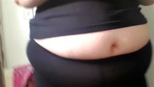 丰满女孩