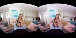 VirtualRealPorn.com - 操我的室友
