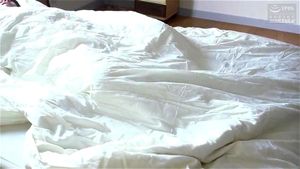 NSPS-791 禁忌！母亲与儿子~ 她意外看到儿子自慰