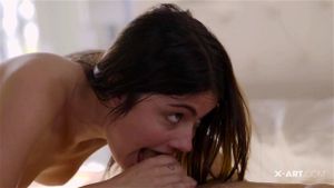 Adria Rae 口交与性交