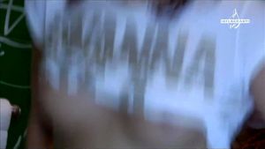 A4-疯狂催眠诱惑：探索潜意识深处，体验极致感官刺激。在催眠的引导下，释放内心欲望，享受成人的幻想世界。充满掌控与激情的体验，让您沉浸于独特的成人娱乐之中。