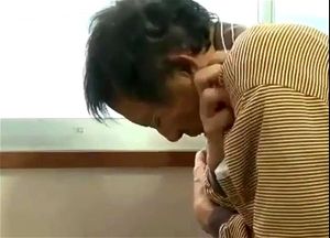 妻子偿还债务，日本成人影片