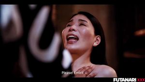 桃田惠美里与片山理香子做爱 - 日本伪娘，巨乳，内射