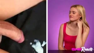 SheReacts - 鸡巴爱好者Serena Hill和Gracey Snow嘲笑小阴茎
