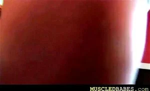 健美的黑发被黑人操了