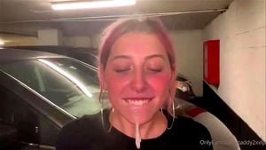 丰满翘臀白女与黑人大屌激情性爱