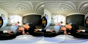 体验艾琳娜·洛佩兹的沉浸式VR成人内容，享受逼真的亲密互动。她以热情和技巧带来极致感官享受，适合寻求虚拟现实刺激的观众。探索充满诱惑的体验，满足您的成人幻想。