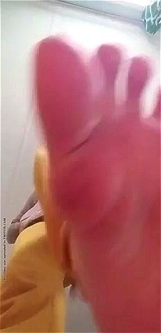 娇小金发女巨人第一视角