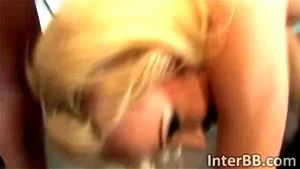 金发美女Jada Stevens与多位猛男激情狂欢