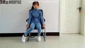 亚洲 束缚 女孩