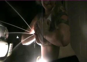 贝丝 汽车头灯强力喷乳