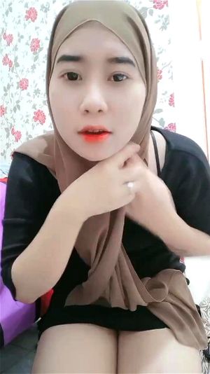 戴头巾的女士