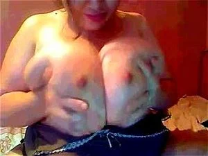 巨乳吸吮