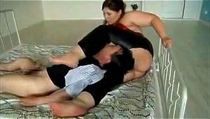 亚洲女王调教