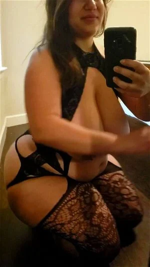 丰满的成熟女士