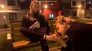 女同恋足崇拜