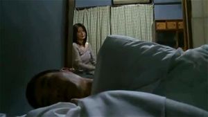 三浦惠理子是一名经验丰富的成人演员，以其出色的表演技巧和迷人的气质受到广泛喜爱。她参与的影片涵盖了多种风格，满足不同观众的偏好。