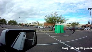 在停车场外的Porta Gloryhole 暨在我嘴里