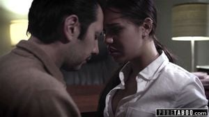 Pure Taboo 教师与年轻人在办公室发生关系