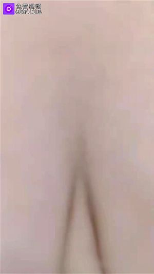 国产气质美女看似文静实则性感撩人，洗完澡后为大家献上精彩表演 <<<1>>>