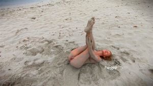 娜塔莉亚的伊比萨岛裸体度假 - 第一部分 2160p