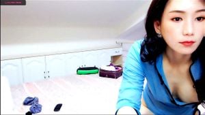 台湾成熟女性『林志玲』的极致诱惑蓝色旗袍秀 白皙美胸 私密抚慰呻吟 舞姿撩人 粉嫩私处令人心动 高清原版【约炮裸聊交友平台ｋｋ９９６６.ｃｎ】