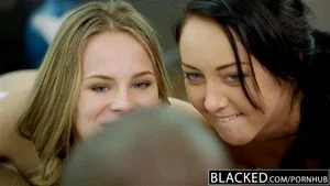 Blacked 两位女友Jillian Janson和Sabrina Banks分享一位巨大的黑人