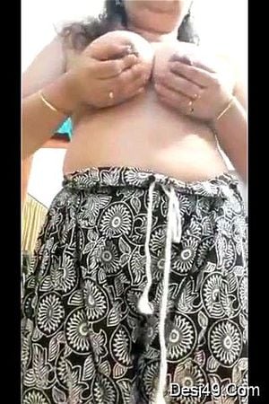 巨乳