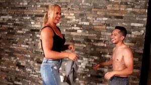 高大强壮的女人