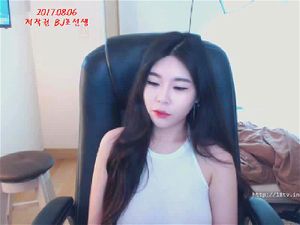 韩国大胸美女