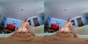 Natalie Knight VR 体验